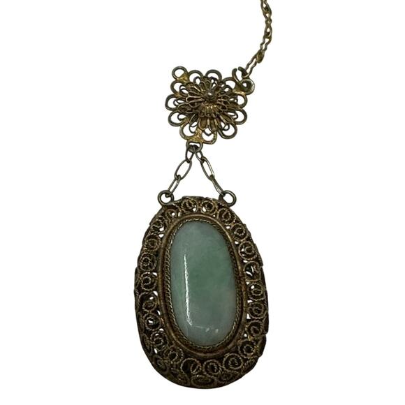 Vintage Jade Pendant Filigree Gold Tone Metal Broken Chain Pendant Only - Picture 1 of 7